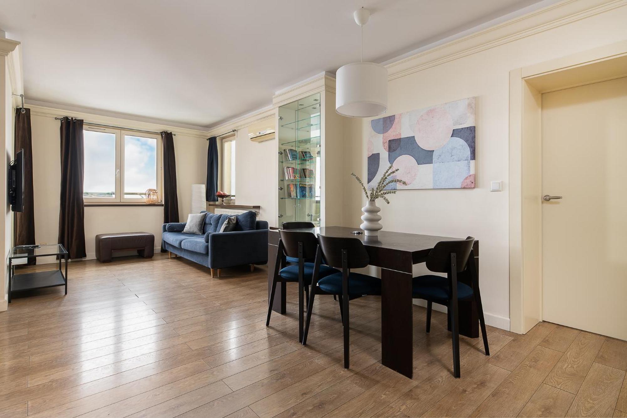 Concierge Metro Wilanowska Gym & Pool Warschau